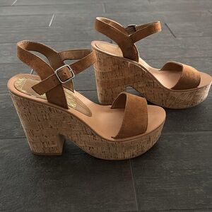 Dolce Vita Tan Suede Wedges